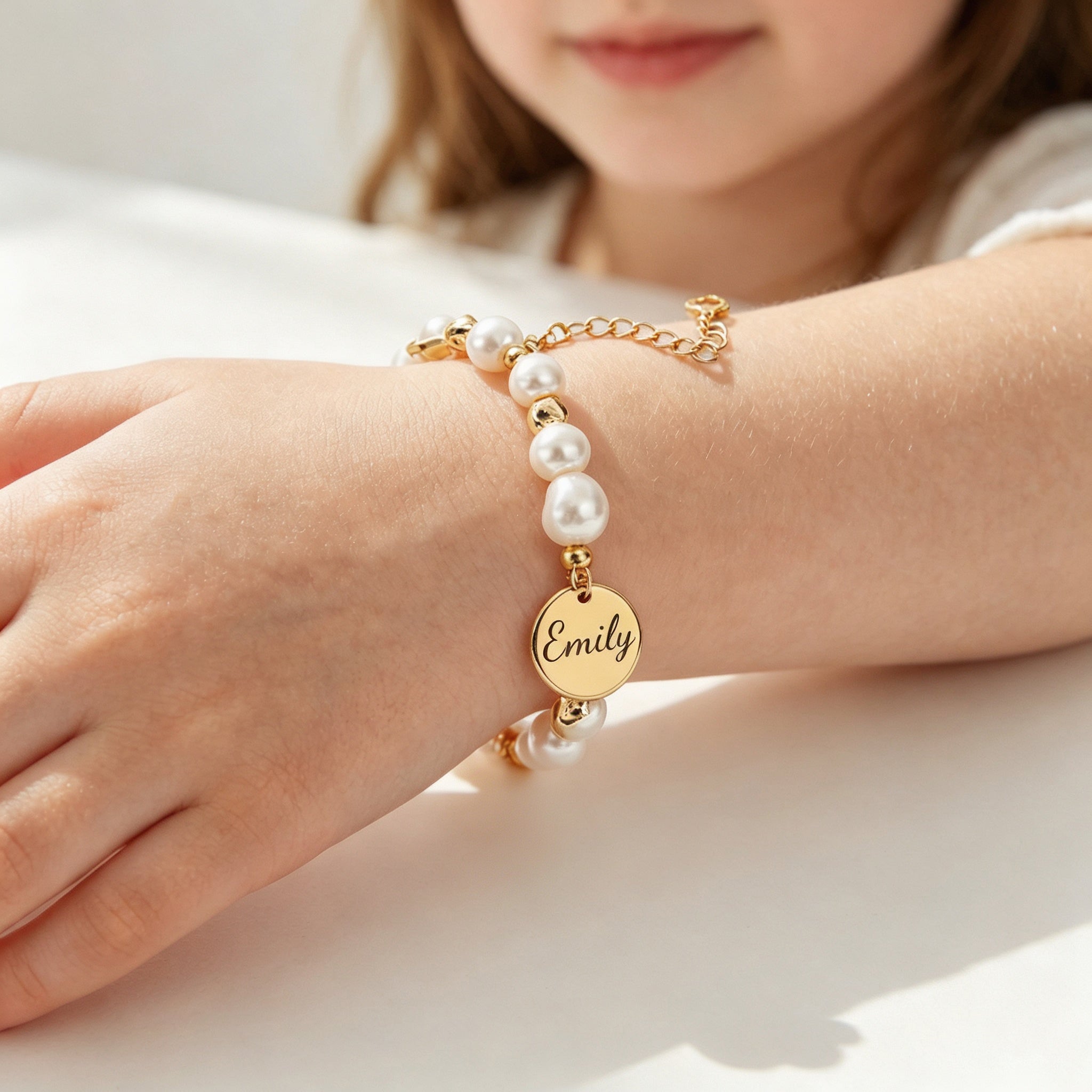 Baroque Pearl Engraved Name Disc Charm Girls Bracelet