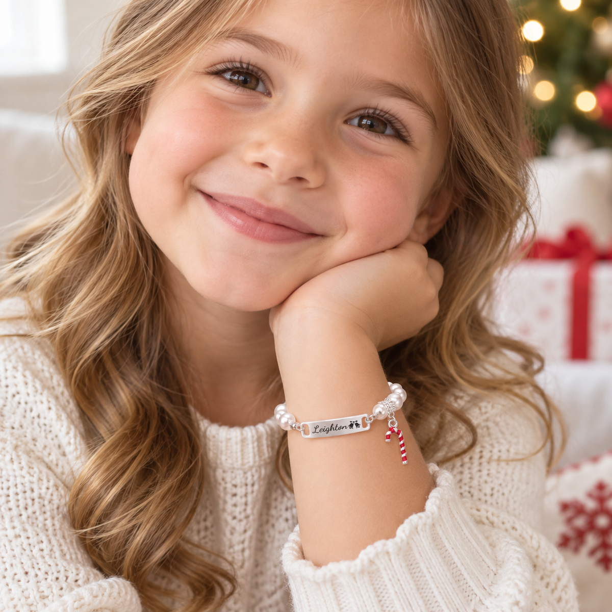 Baby’s First Christmas Pearl Name Bracelet with Candy Cane