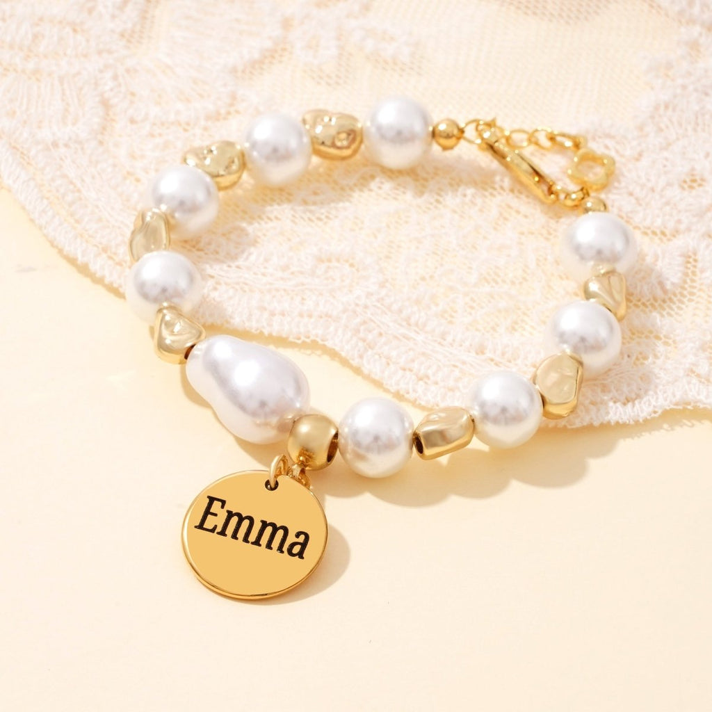 Baroque Pearl Engraved Name Disc Charm Girls Bracelet - Glaxias