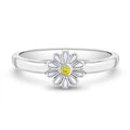 Children's Daisy Ring - Glaxias