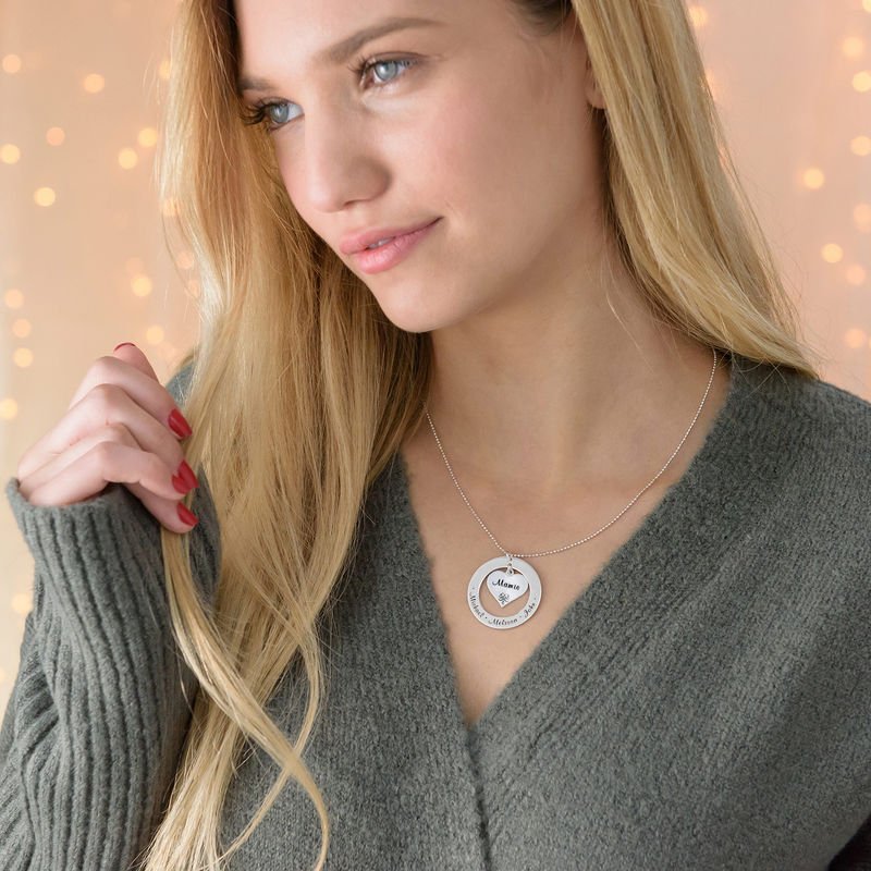 Custom Family Name Locket Necklace - Glaxias