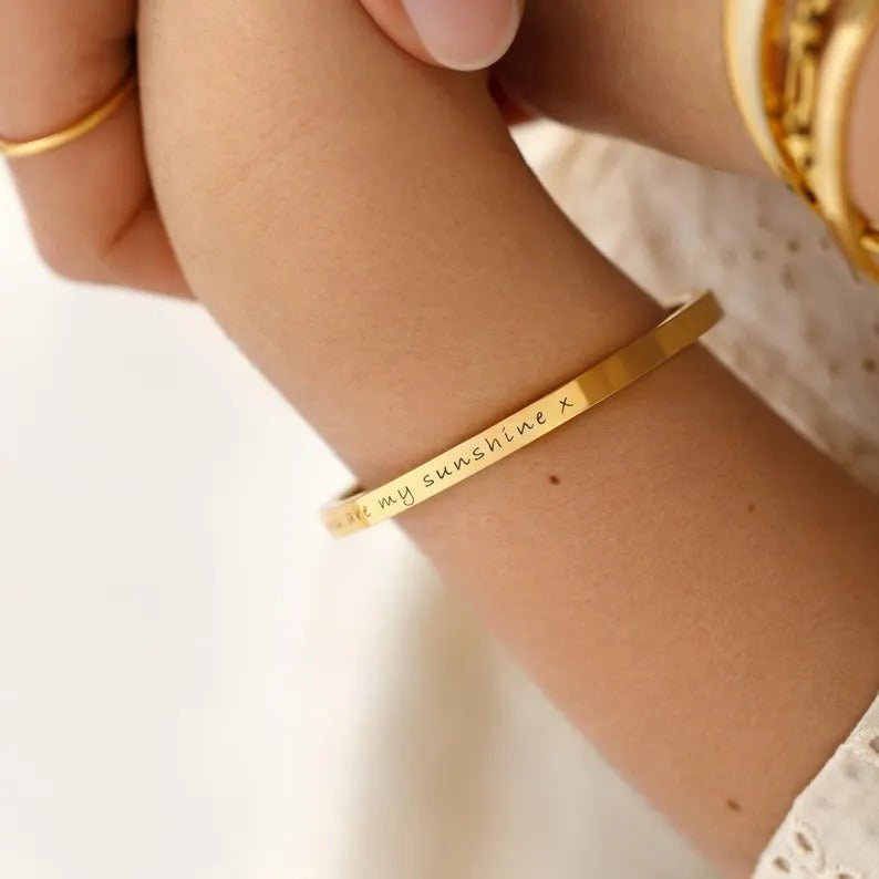 Customizable Child¡¯s Engraved Bangle with Secure Clasp - Glaxias