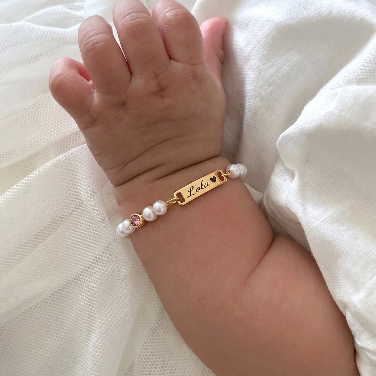 Personalized Baby Name and Birthstone Pearl Bracelet - Glaxias