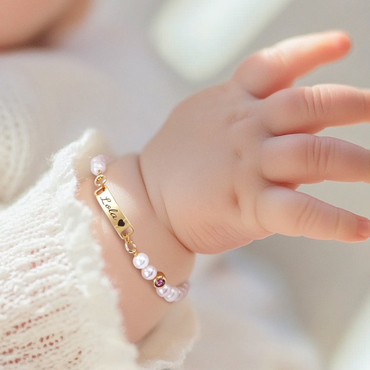 Personalized Baby Name and Birthstone Pearl Bracelet - Glaxias