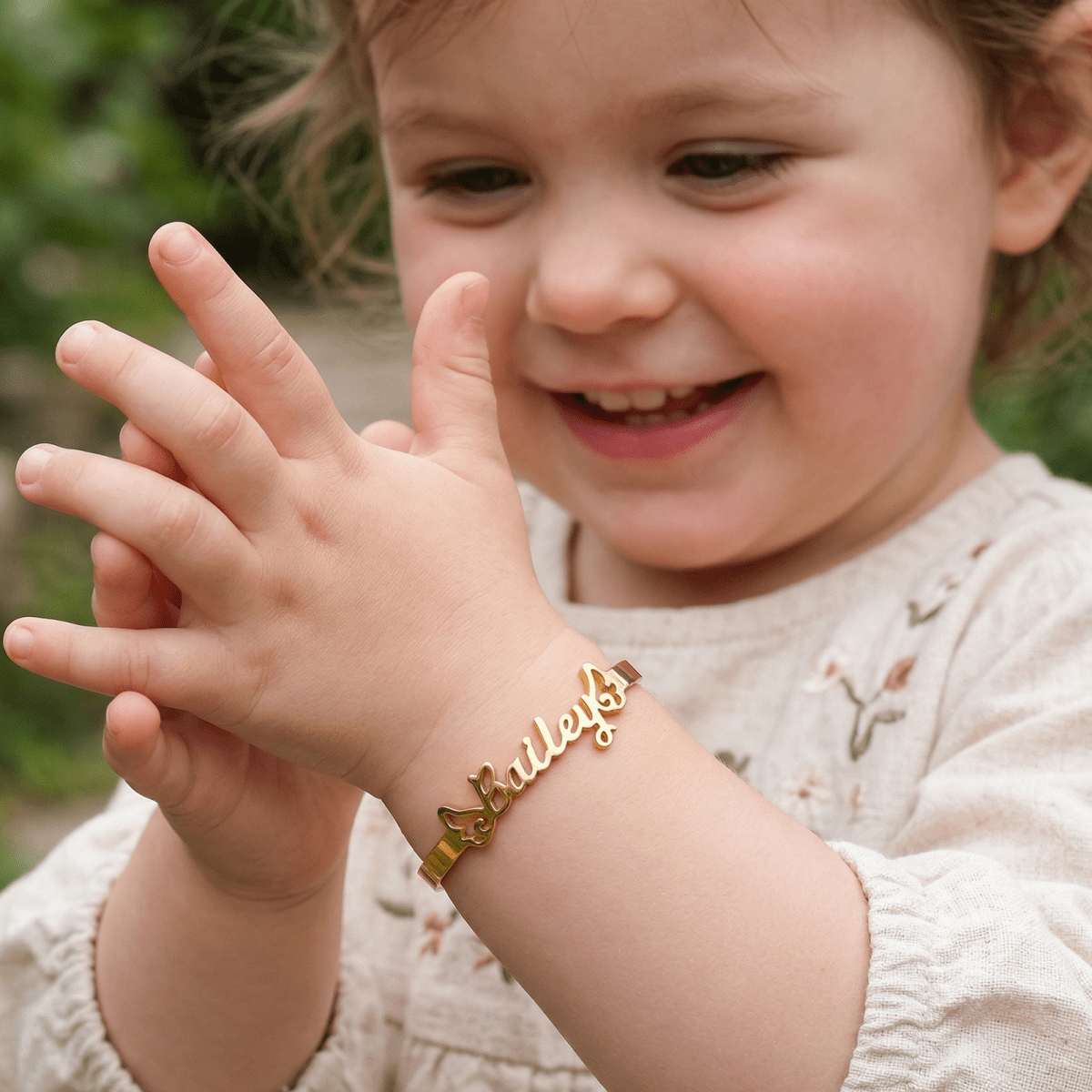 Personalized Baby Name Cuff Bracelet with Angel Wings - Glaxias