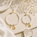 Personalized Initial Mom and Daughter Pearl Bracelet Set - Glaxias