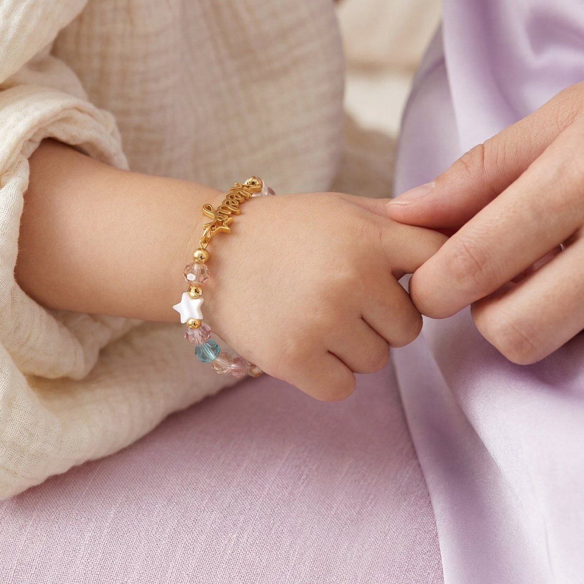 Personalized Kids Name Bracelet with Crystal Beads & Star Charms - Glaxias