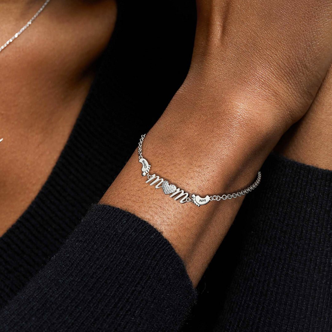 Personalized Mom Bracelet With Family Name Feet - Glaxias