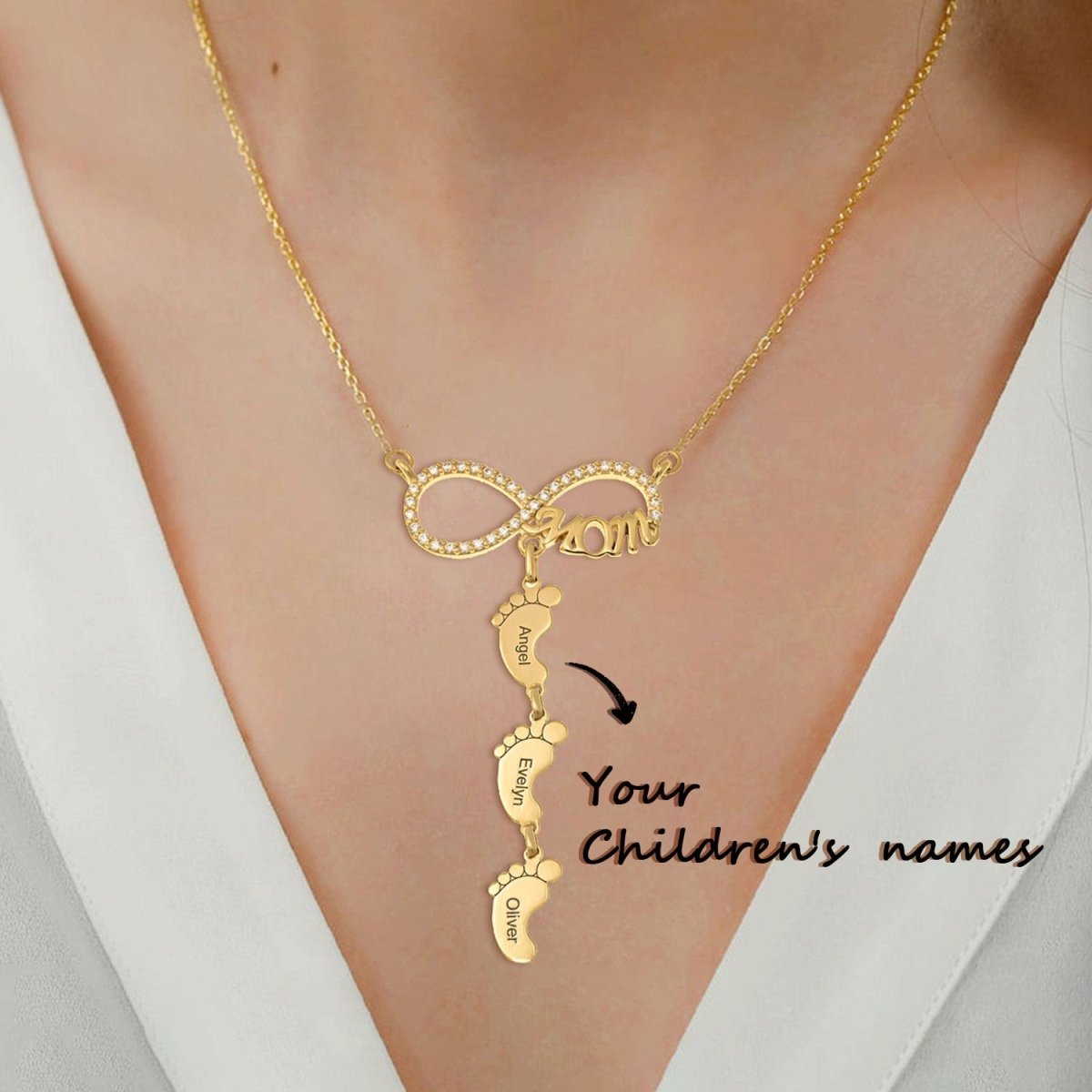 Personalized Name Necklace with Baby Feet Pendant - Glaxias