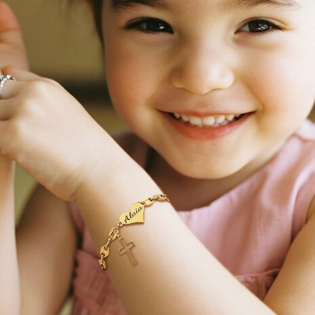 Pig Nose Chain Engravable Heart and Cross Charm Bracelet for Girls - Glaxias